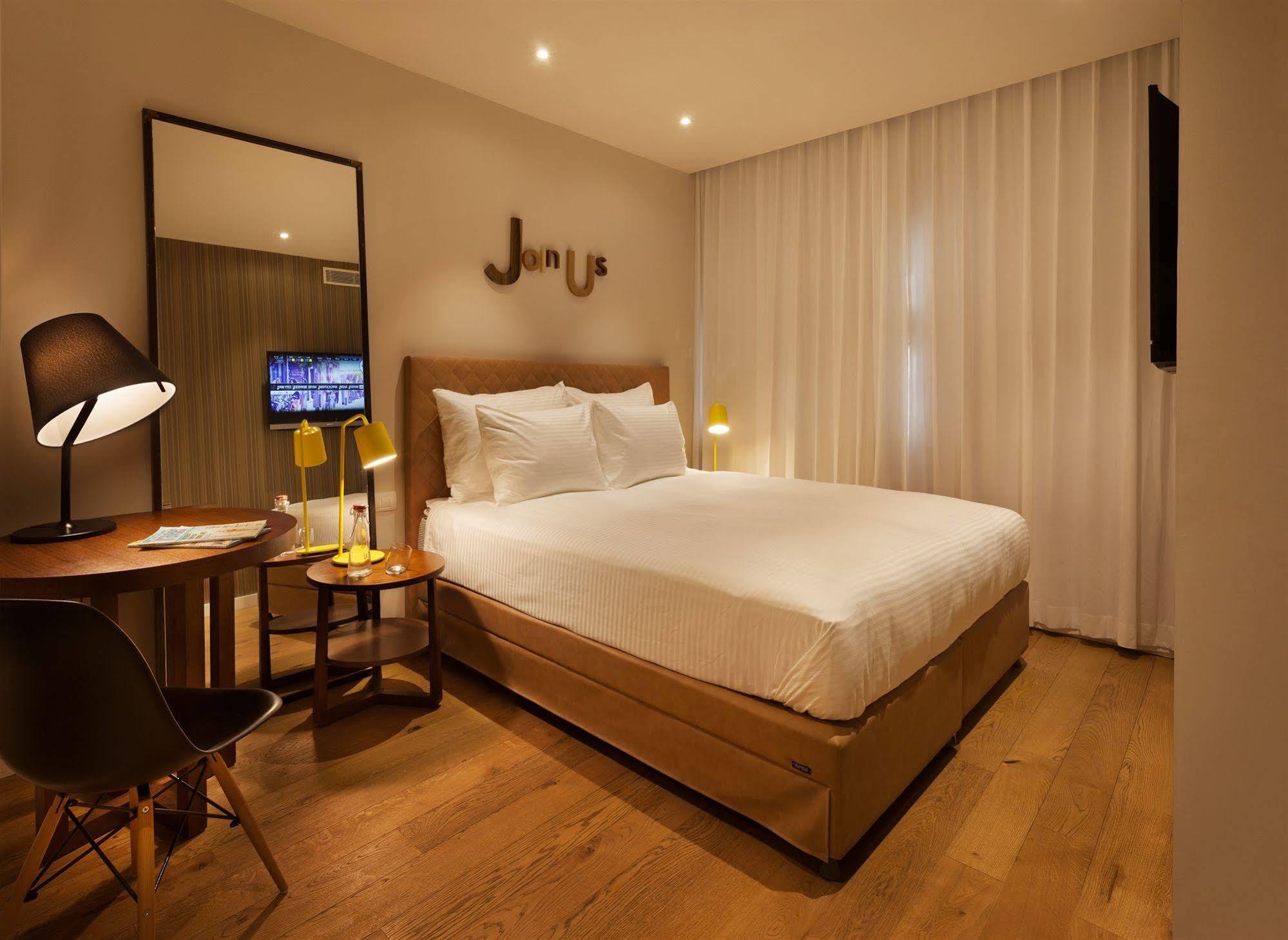 Hotel Jacob Shenkin